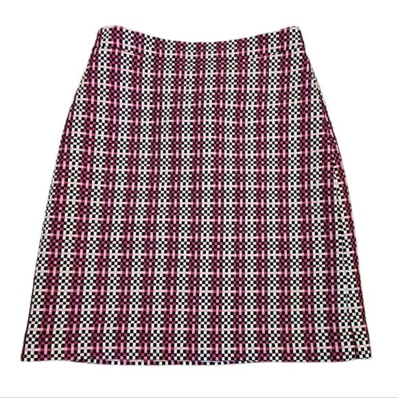 Ann Taylor Dresses & Skirts - Ann Taylor Plaid Mini Skirt Pink‎ Black White Size 4P